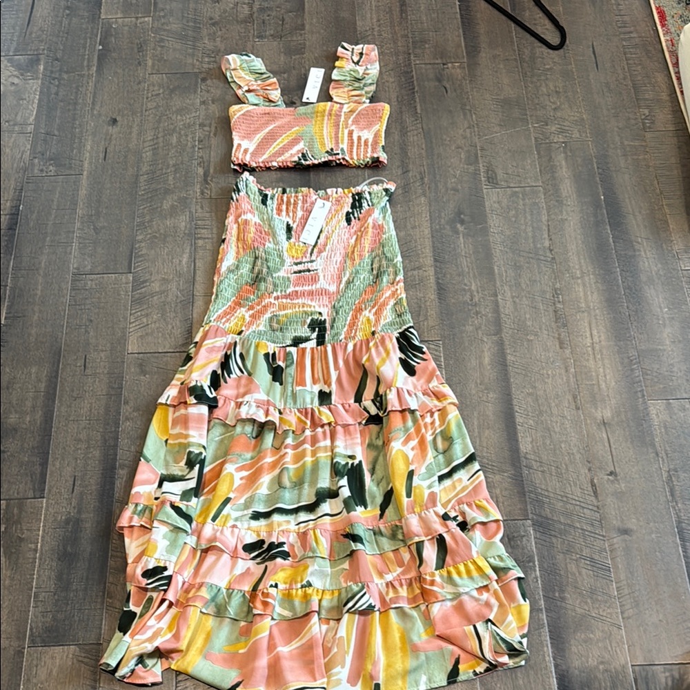Vici Multicolor crop and maxi dress set